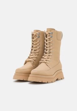 Leather - Bottes À Plateau - Beige 8 Leather - Bottes À Plateau - Beige -Mode Zign 695bdce4f6a641d1858db66e8157ffc6 scaled