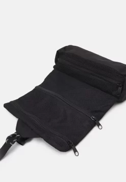 Zign Unisex - Trousse De Toilette - Black -Mode Zign 85858b72eb364b6181f29593cc1820cb scaled